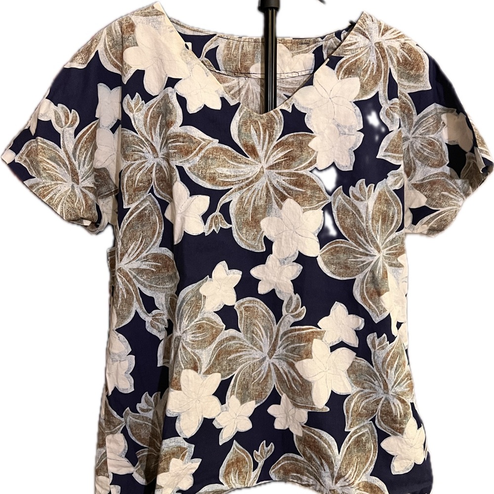 Plumeria Hibiscus V-neck Top